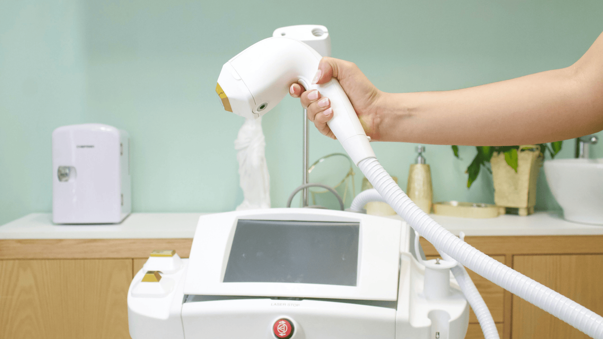 Esco Laser, Bölgesel Zayıflama Cihazları, Lazer Epilasyon Cihazları, Cilt Bakım Cihazları, Cilt Bakım Ürünleri , Salon Ekipmanları, Salon Cihazları, Lazer Cihazları, G5 Masaj